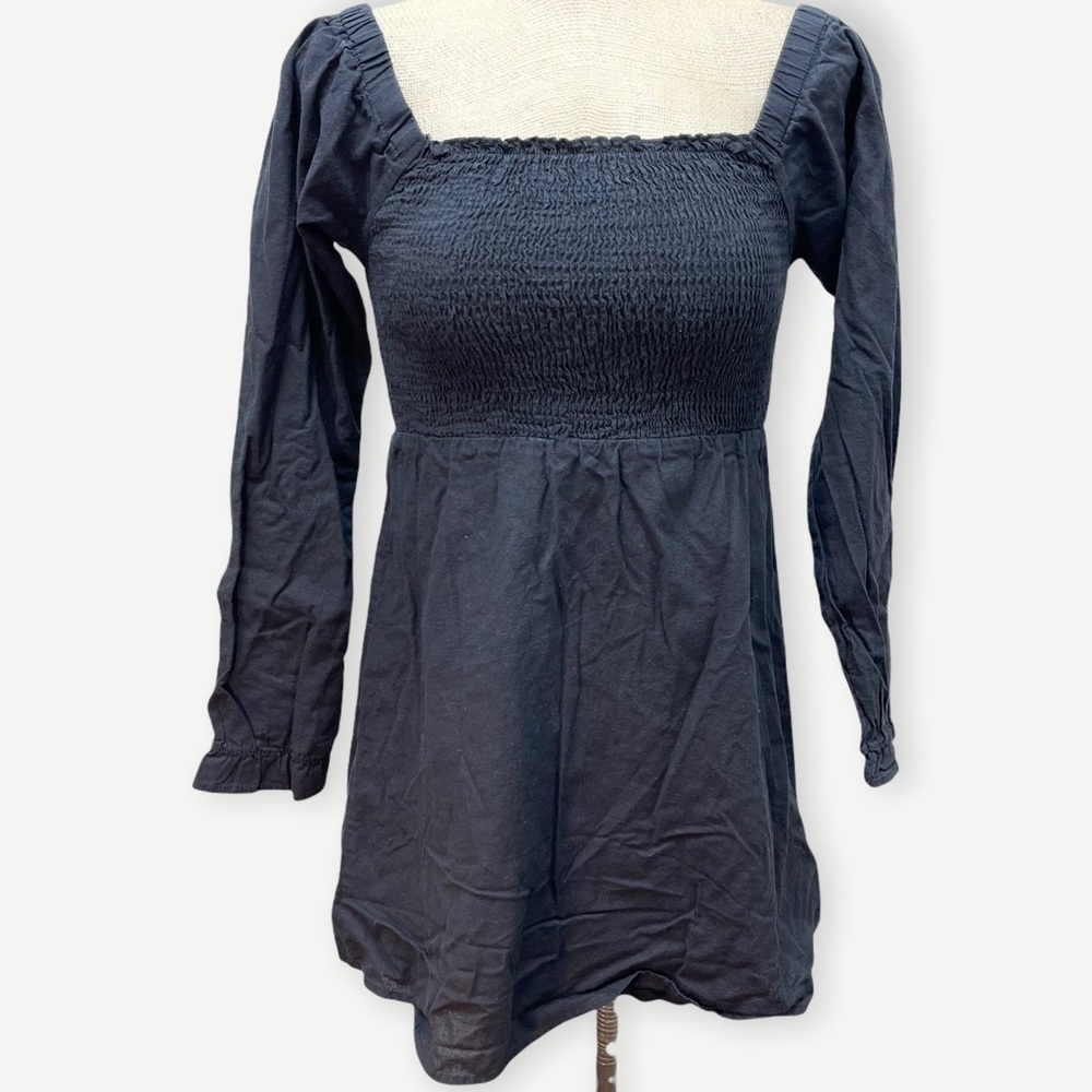 5/$20 Ivy + MAIN black smocked off shoulder tunic top